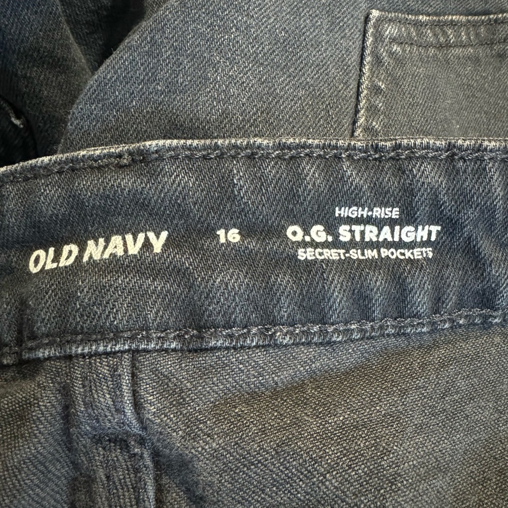 OLD NAVY BLACK DISTRESSED JEANS SECRET SLIMMING PANEL SIZE: 16 #5 - Picture 7 of 8